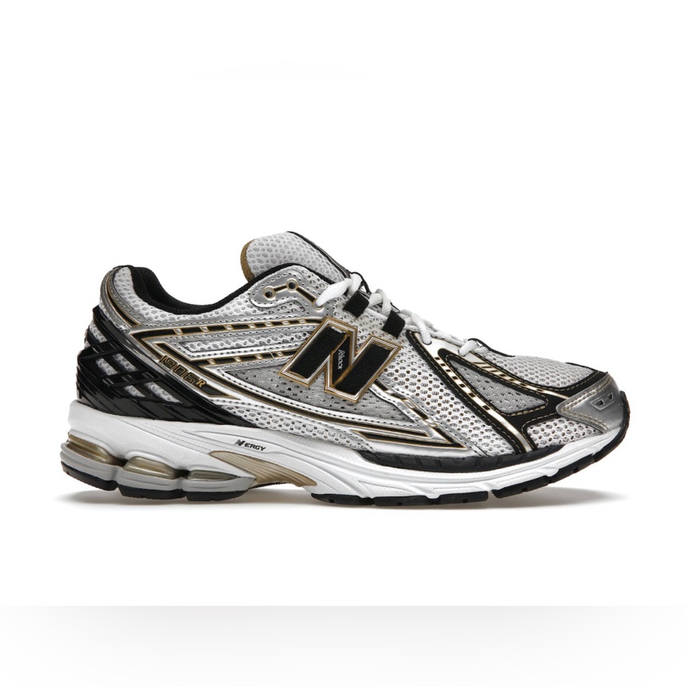 New Balance 1906r -Gold Size 5 Men’s